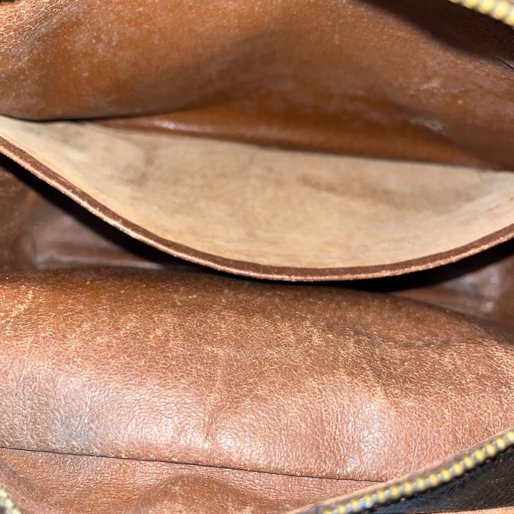 Louis Vuitton Nile Vintage Shoulder Bag - Picture 10 of 16